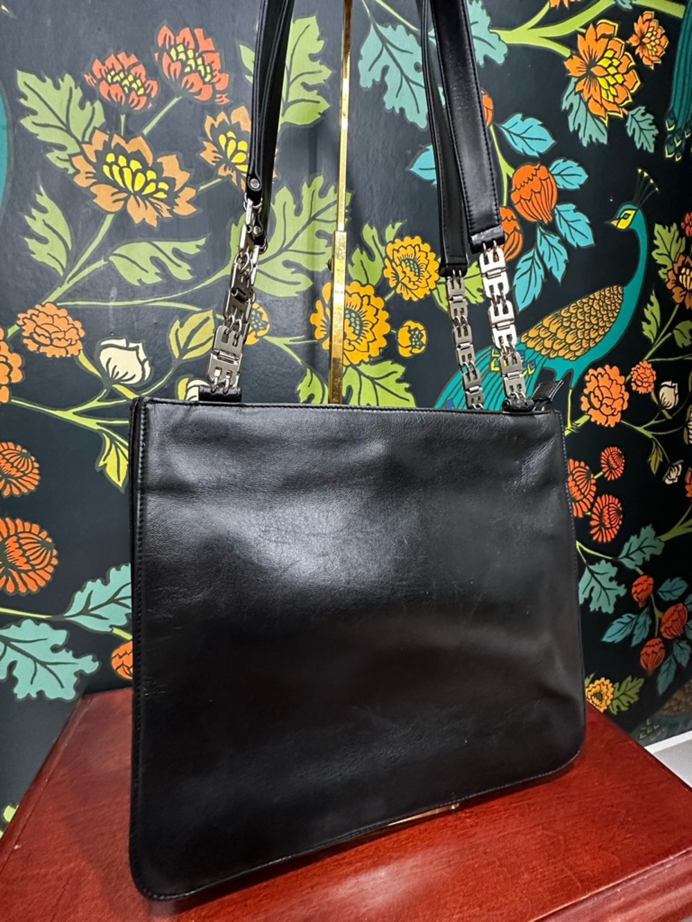 Vintage Bally Black Leather Shoulder Bag B Chain Strap Y2K Minimalist - Picture 5 of 12